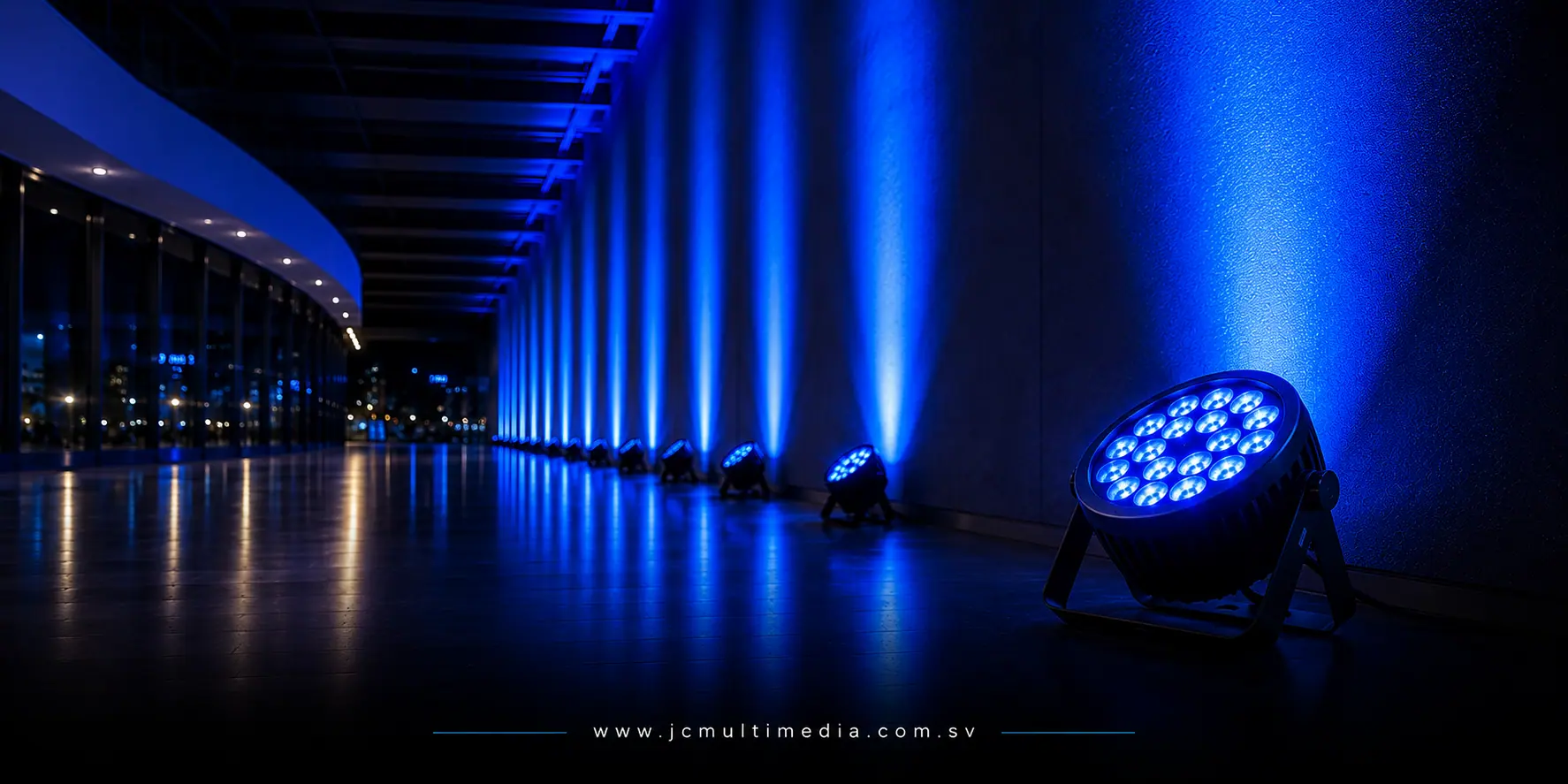 PAR LED 64 RGB para iluminación de eventos corporativos en El Salvador