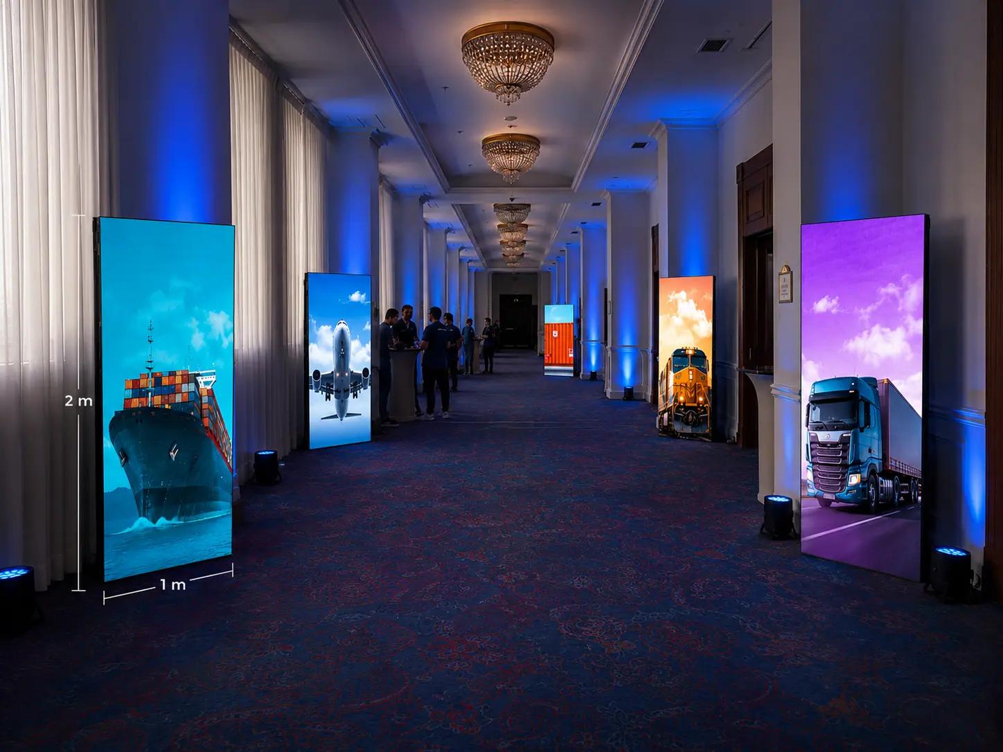 Tótem LED 1 x 2m — eventos corporativos, pasillo de hotel — JC Multimedia El Salvador